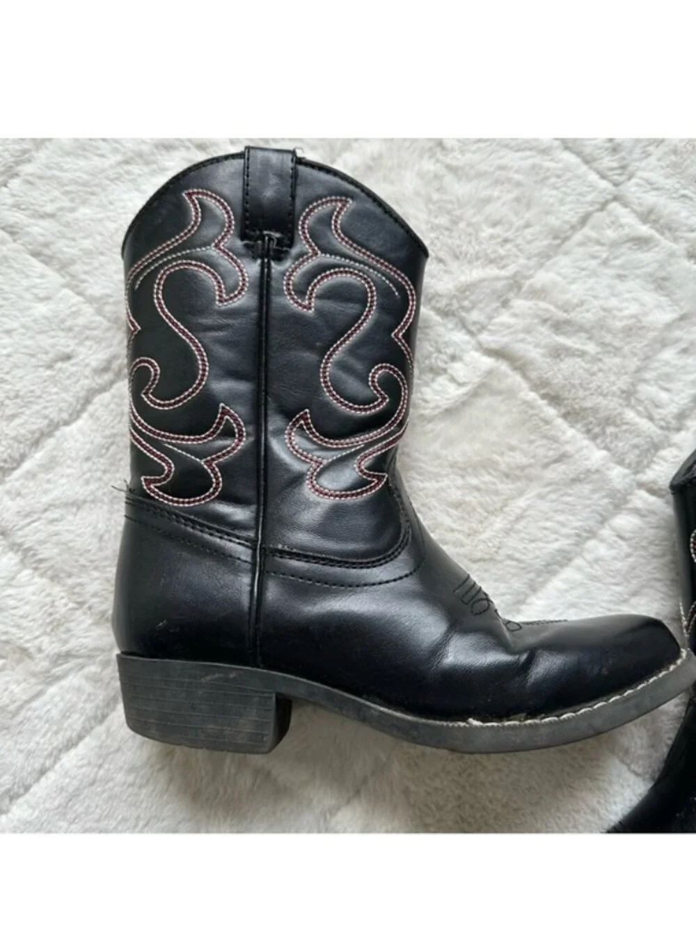 Canyon Trails | Kids Cowboy Pointed Toe Classic Western Rodeo Boots | Size 2M